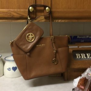 Beautiful Michael Kors wristlet gently used